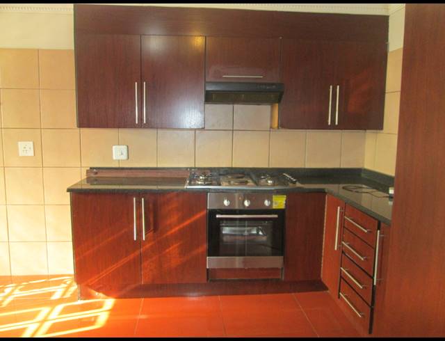 4 BEDROOM DUPLEX FOR SALE IN EQUESTRIA